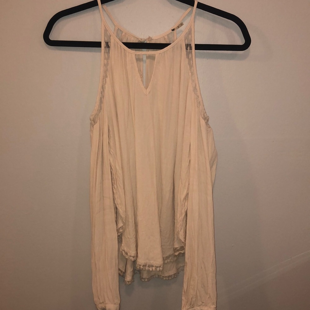 Cold shoulder top - Lace - Detailing